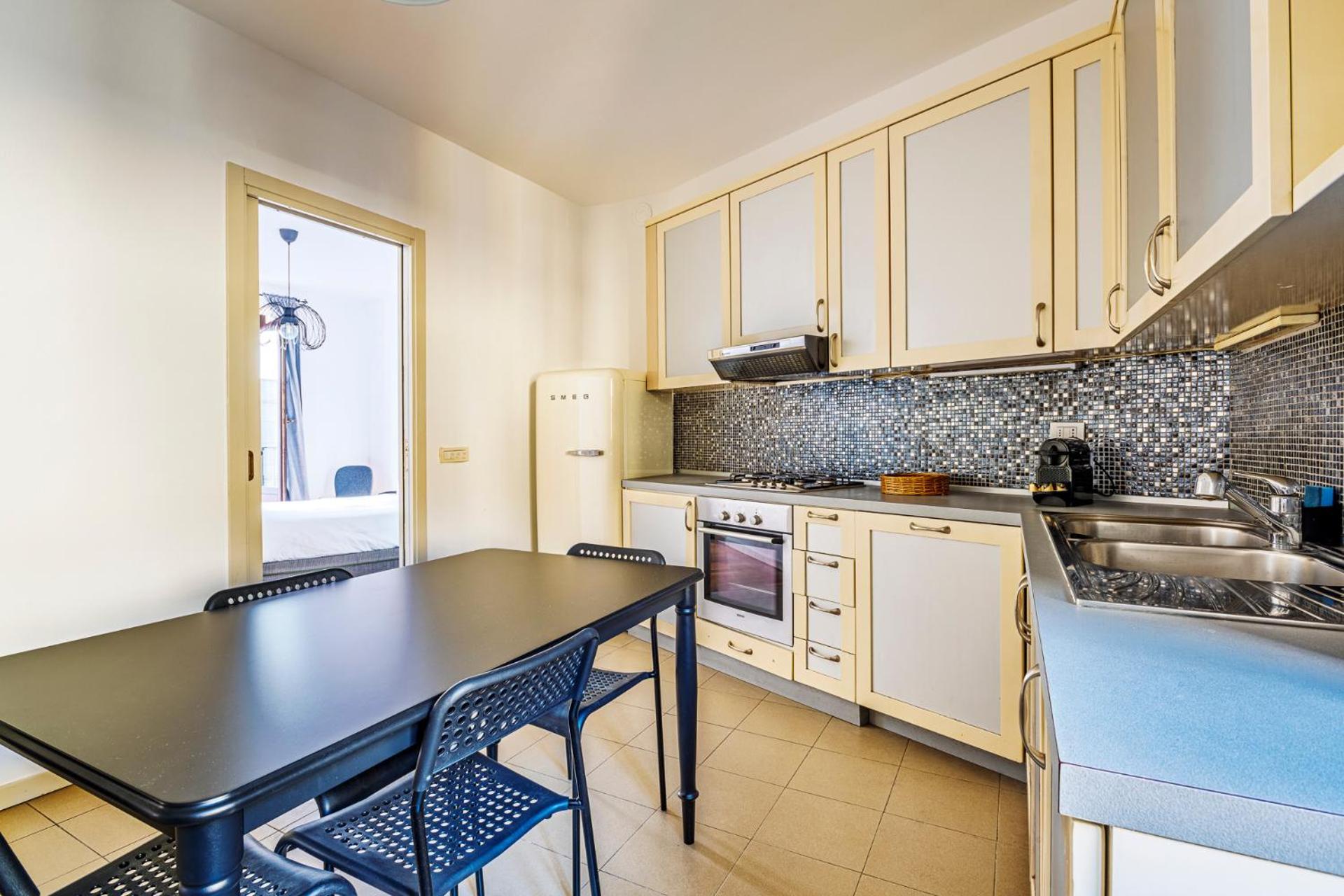 Elegant 2 Bedrooms Apartments Near Duomo Milano Ngoại thất bức ảnh