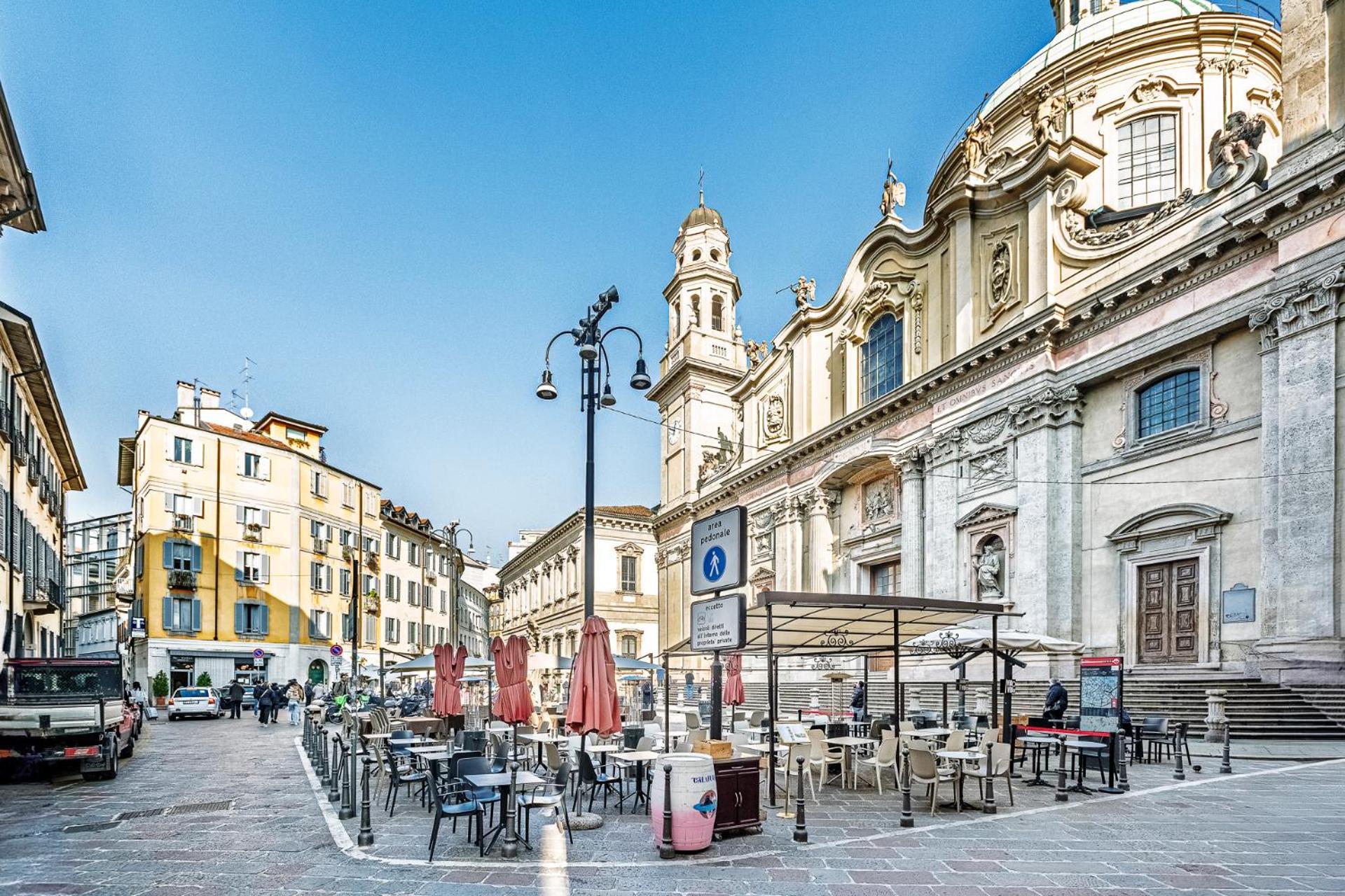 Elegant 2 Bedrooms Apartments Near Duomo Milano Ngoại thất bức ảnh