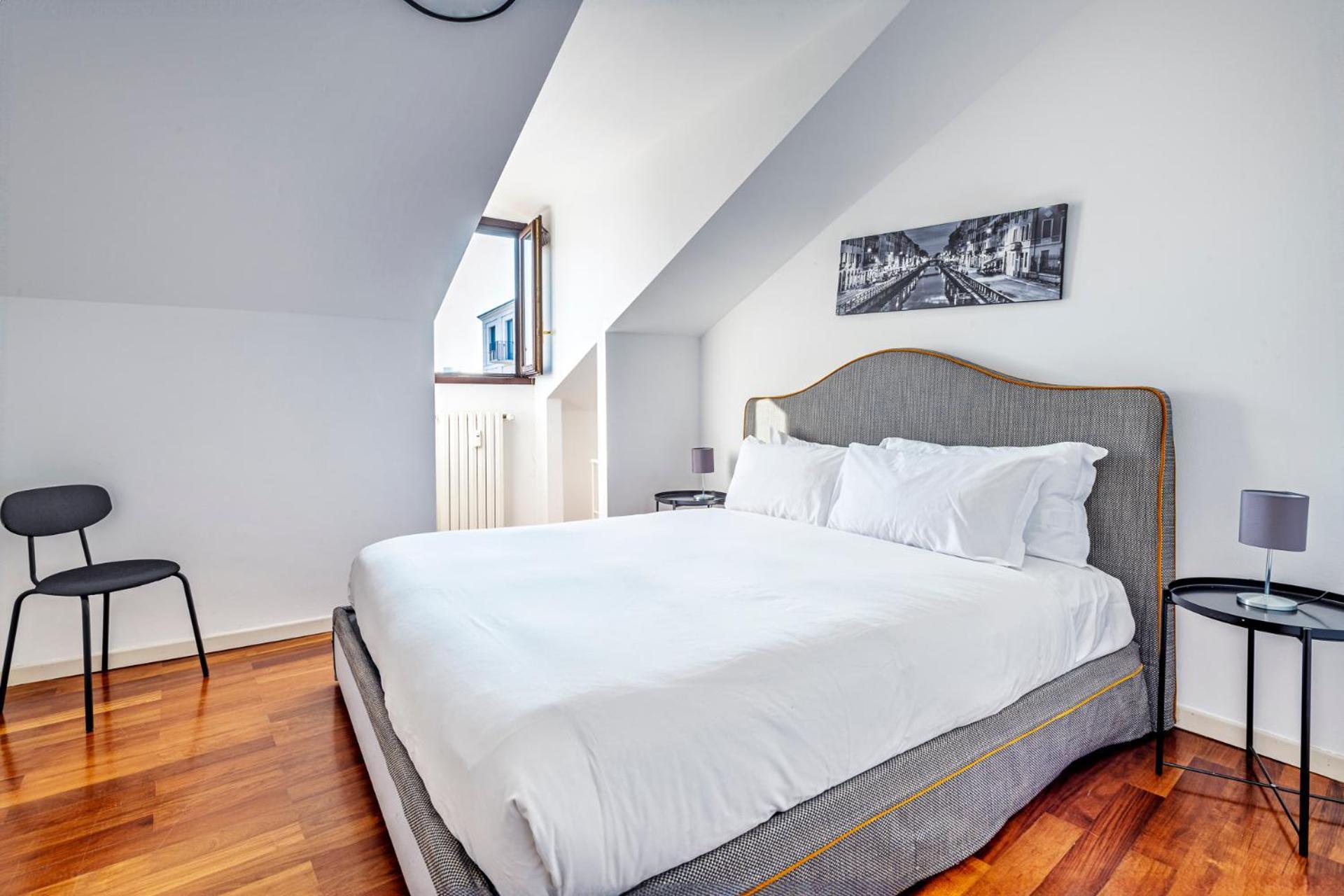 Elegant 2 Bedrooms Apartments Near Duomo Milano Ngoại thất bức ảnh