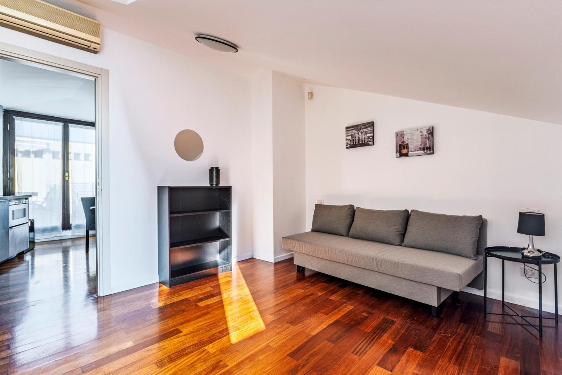 Elegant 2 Bedrooms Apartments Near Duomo Milano Ngoại thất bức ảnh