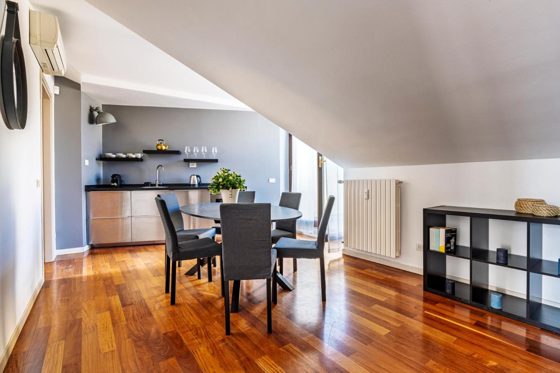 Elegant 2 Bedrooms Apartments Near Duomo Milano Ngoại thất bức ảnh