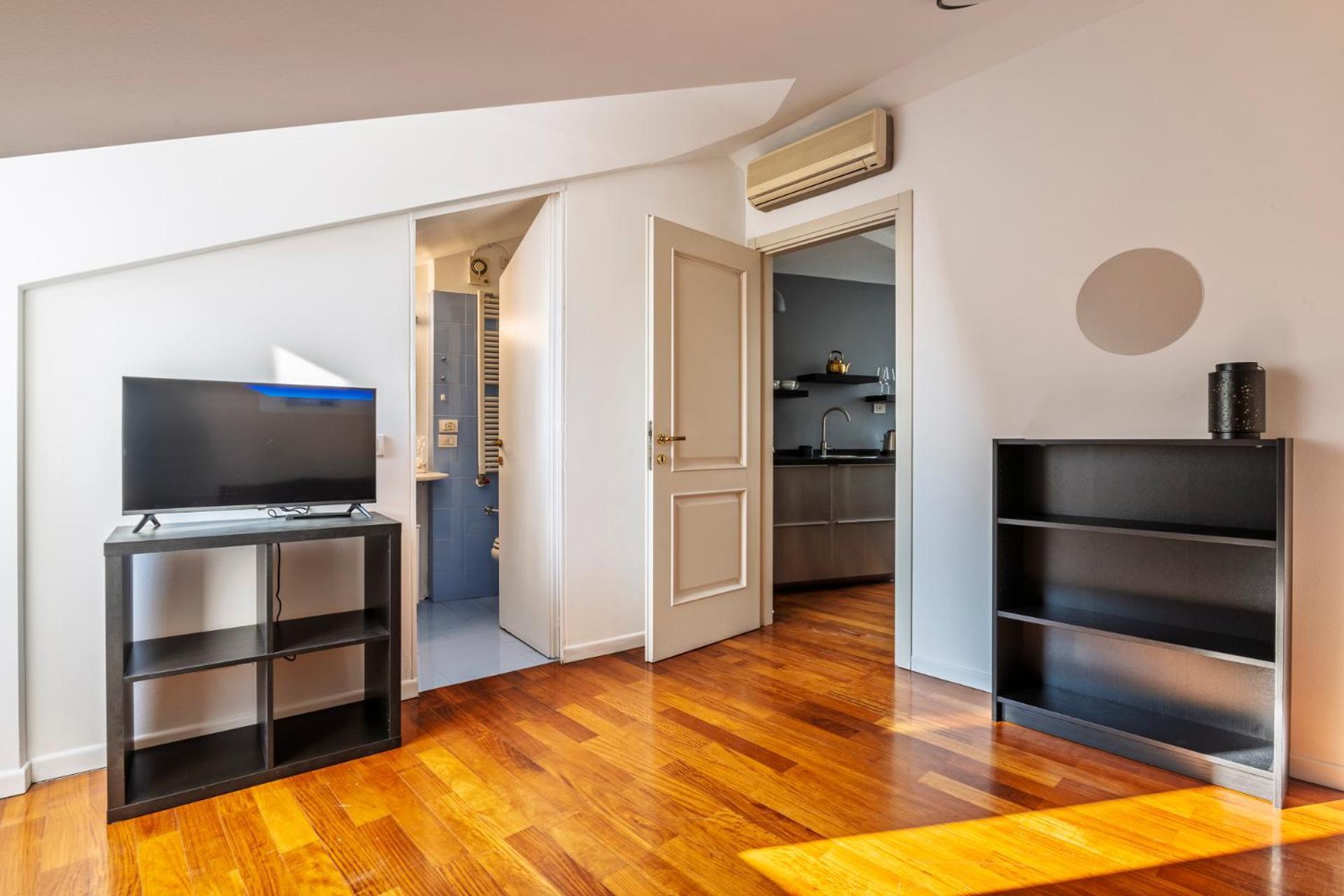 Elegant 2 Bedrooms Apartments Near Duomo Milano Ngoại thất bức ảnh
